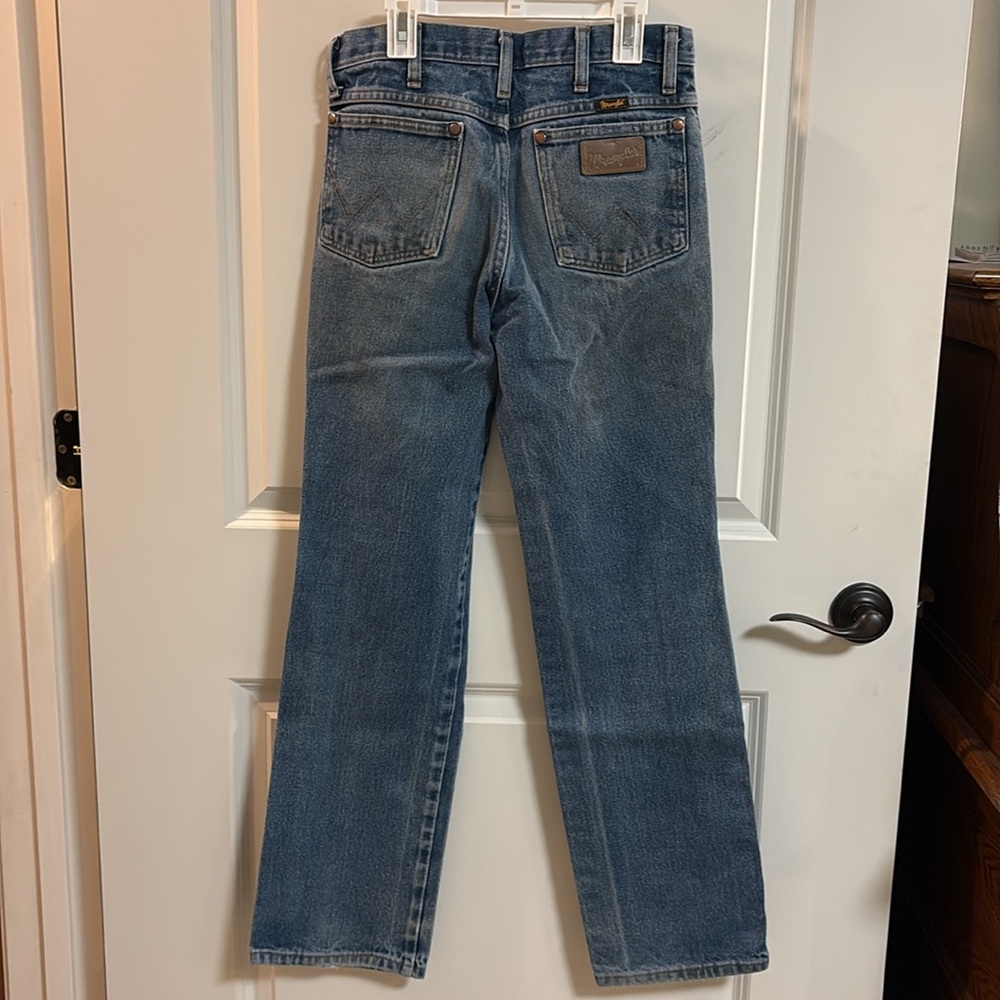 WRANGLER® COWBOY CUT® SLIM FIT JEAN 28X32 - Picture 2 of 10